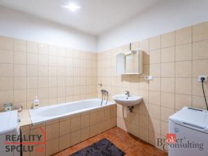 Prodej výrobních prostor, Čebín, 648 m2