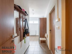 Prodej výrobních prostor, Čebín, 648 m2