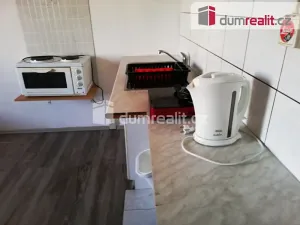Pronájem bytu 1+kk, Tachov, Bělojarská, 17 m2