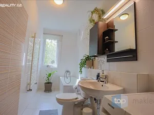 Prodej bytu 2+kk, Praha - Uhříněves, Václava Trojana, 52 m2