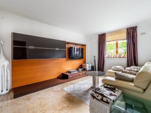 Prodej rodinného domu, Srubec, Zborovská, 308 m2