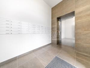 Pronájem bytu 1+kk, Praha - Háje, Výstavní, 32 m2