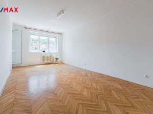 Pronájem bytu 3+1, Praha - Hloubětín, Horoušanská, 61 m2