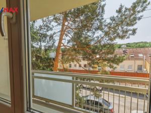 Pronájem bytu 3+1, Praha - Hloubětín, Horoušanská, 61 m2