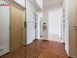 Pronájem bytu 3+1, Praha - Hloubětín, Horoušanská, 61 m2