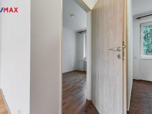 Pronájem bytu 3+1, Praha - Hloubětín, Horoušanská, 61 m2