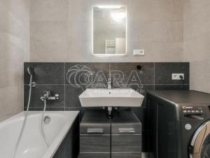Pronájem bytu 3+kk, Praha, Olgy Havlové, 90 m2