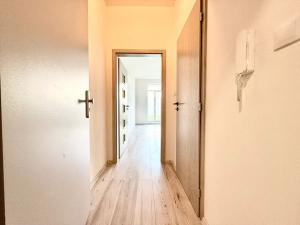 Pronájem bytu 2+kk, Milovice, Slepá, 37 m2