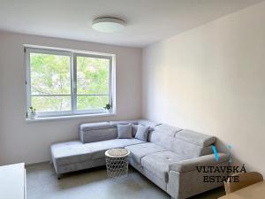 Pronájem bytu 2+kk, Praha - Karlín, Křižíkova, 53 m2