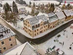 Prodej bytu 2+kk, Horní Blatná, náměstí Sv. Vavřince, 60 m2