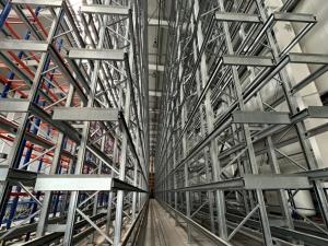 Prodej skladu, Chomutov, Pražská, 30000 m2