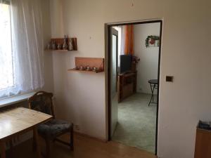 Pronájem bytu 1+1, Děčín - Děčín IX-Bynov, Na Pěšině, 36 m2