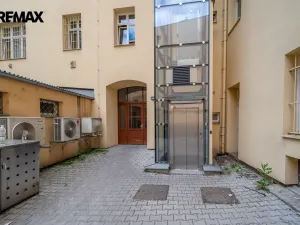 Prodej bytu 4+1, Praha - Smíchov, Štefánikova, 110 m2
