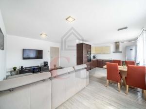Pronájem bytu 3+kk, Vochov, 94 m2