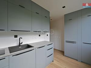 Prodej bytu 3+1, Třinec - Dolní Líštná, Habrová, 68 m2
