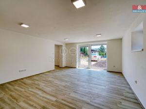 Pronájem bytu 2+1, Hořovice, Pod Nádražím, 65 m2