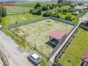 Prodej pozemku pro bydlení, Křenice, 1043 m2