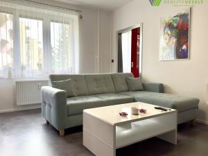 Prodej bytu 3+kk, Znojmo, Smetanova, 64 m2