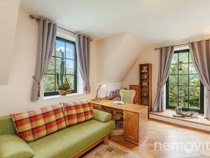 Prodej rodinného domu, Líšnice, 420 m2