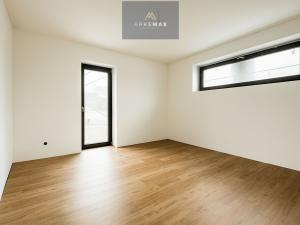 Prodej rodinného domu, Staříč, 240 m2