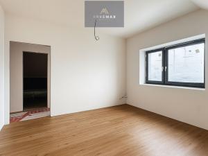 Prodej rodinného domu, Staříč, 240 m2