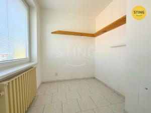 Pronájem bytu 3+1, Třebíč, Kmochova, 77 m2