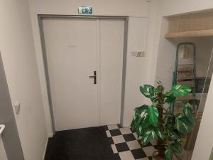 Pronájem kanceláře, Valašské Meziříčí, Mostní, 92 m2
