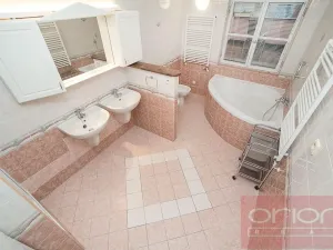 Pronájem bytu 4+1, Praha - Vinohrady, Italská, 205 m2