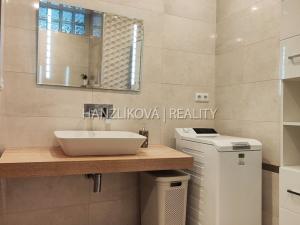 Pronájem bytu 2+1, České Budějovice - České Budějovice 7, Komenského, 75 m2