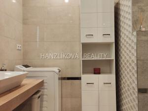 Pronájem bytu 2+1, České Budějovice - České Budějovice 7, Komenského, 75 m2