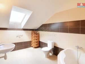 Pronájem rodinného domu, Stehelčeves, V. Poláka, 140 m2