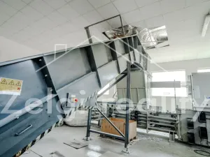 Pronájem výrobních prostor, Hustopeče, 608 m2