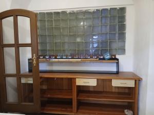 Pronájem obchodního prostoru, Přibyslav, Bechyňovo náměstí, 45 m2