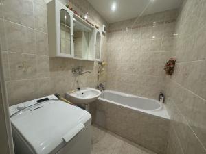 Prodej bytu 2+kk, Praha - Háje, Mendelova, 45 m2