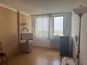 Prodej bytu 2+kk, Praha - Háje, Mendelova, 45 m2