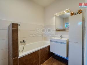 Prodej rodinného domu, Dobřany, Stromořadí, 97 m2