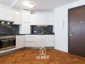 Prodej bytu 2+kk, Praha - Žižkov, Bořivojova, 48 m2