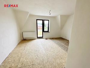Prodej rodinného domu, Dobřív, 220 m2