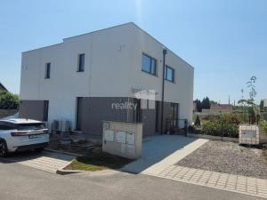 Pronájem rodinného domu, Kladno - Dubí, Pechlátova, 119 m2