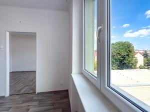 Pronájem bytu 2+1, Chomutov, Mostecká, 48 m2