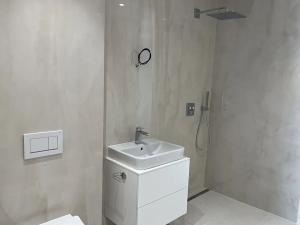 Prodej vily, Praha, V Lukách, 180 m2