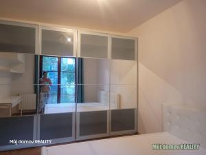 Pronájem bytu 2+kk, Praha - Dejvice, Lindleyova, 50 m2
