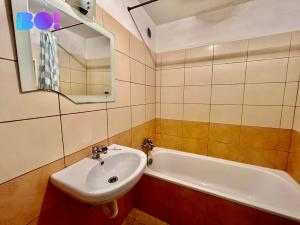Pronájem bytu 2+1, Třinec, Revoluční, 50 m2