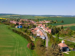 Prodej rodinného domu, Želeč, 180 m2