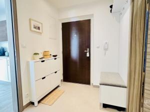 Prodej bytu 2+kk, Praha - Holešovice, V háji, 54 m2