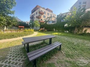 Prodej bytu 2+kk, Praha - Holešovice, V háji, 54 m2