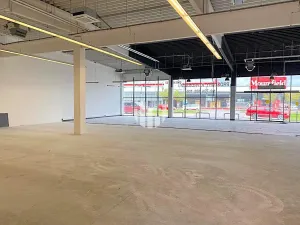 Pronájem obchodního prostoru, České Budějovice, České Vrbné, 636 m2