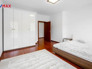 Prodej bytu 3+kk, Karlovy Vary, Nebozízek, 155 m2