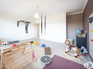 Prodej rodinného domu, Golčův Jeníkov, V Zahradách, 156 m2