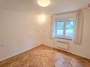 Pronájem bytu 2+1, Praha - Košíře, Kvapilova, 58 m2